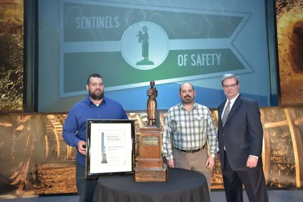 PIMS receives award from Sentinels of Safety.